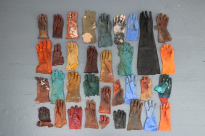 GlovesWeb1